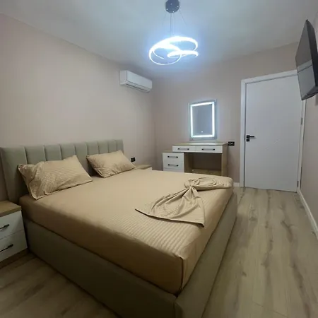 Lägenhet Holiday Rental Tirana