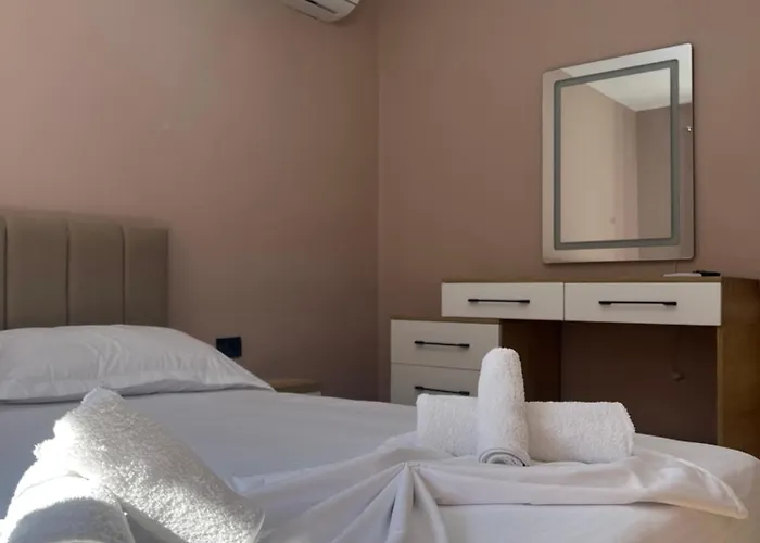 Holiday Rental Lägenhet Tirana